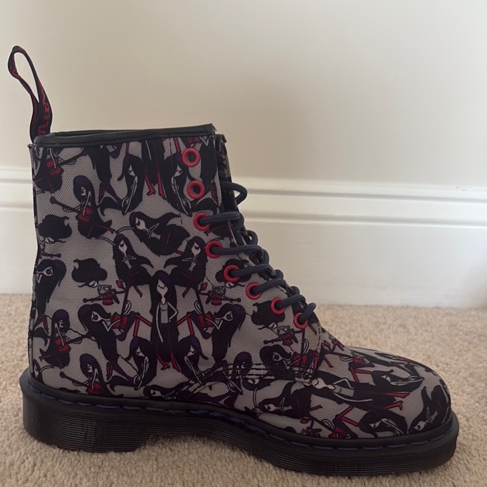 Dr. Martens Dr Martens Unisex Castel Grey Marceline Vampire Queen Boots - Picture 4 of 9